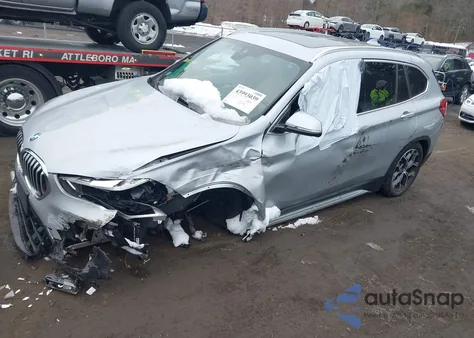 2020 BMW X1 xDrive28I z USA, uszkodzony, nr VIN WBXJG9C08L5R90356